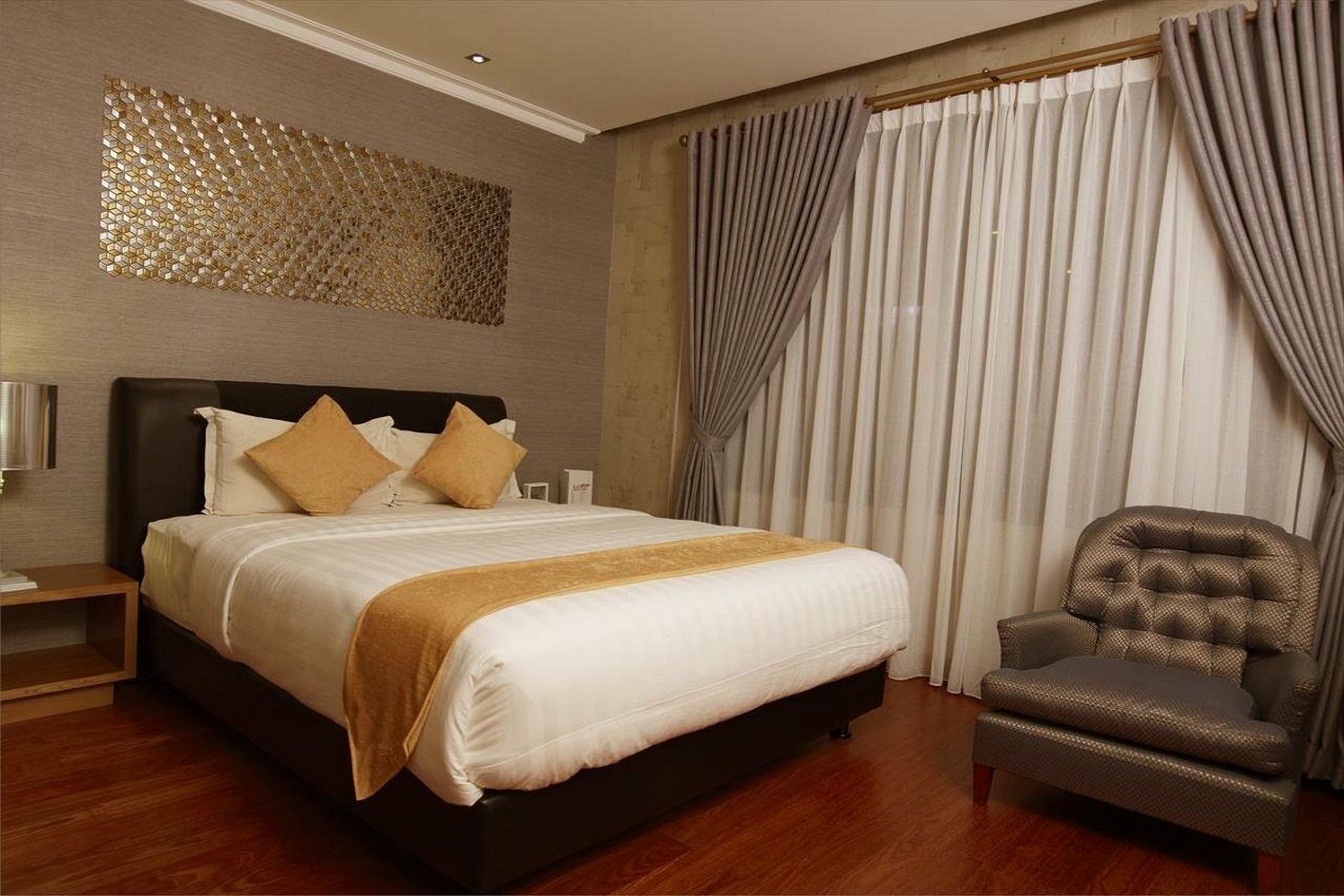 โรงแรมซาฮาตี จาการ์ตา ภายนอก รูปภาพ
