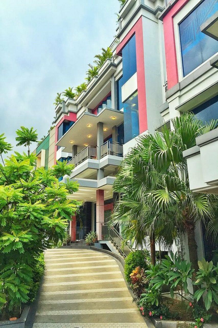โรงแรมซาฮาตี จาการ์ตา ภายนอก รูปภาพ